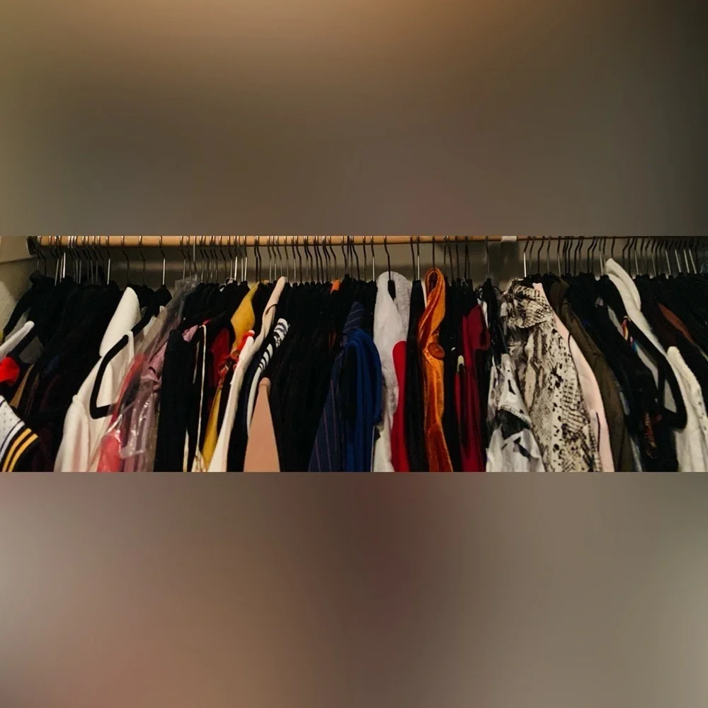 Brands Mystery Box Bundles - Picture 7 of 10